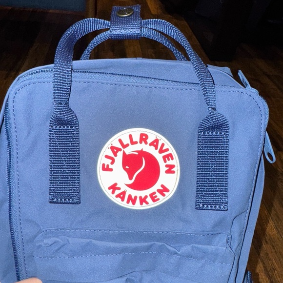 Fjallraven Kanken mini backpack - Picture 4 of 6